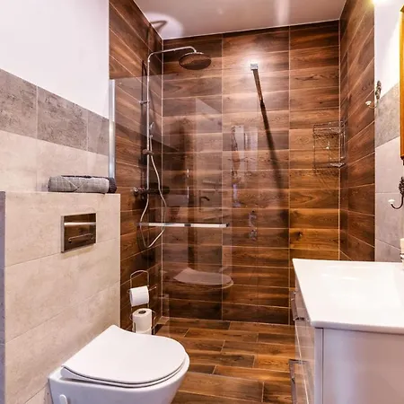 W Centrum Karpacza, Myweek